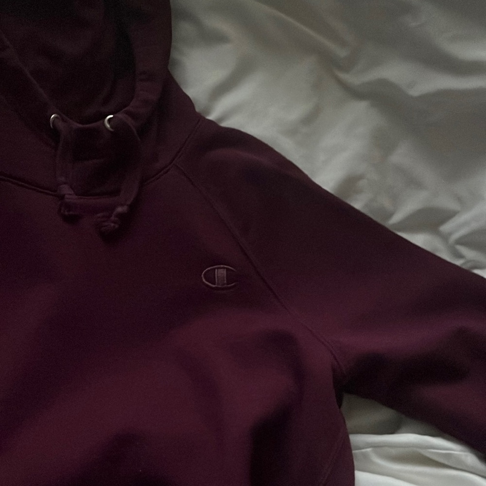 CHAMPIONS MAROON HOODIE